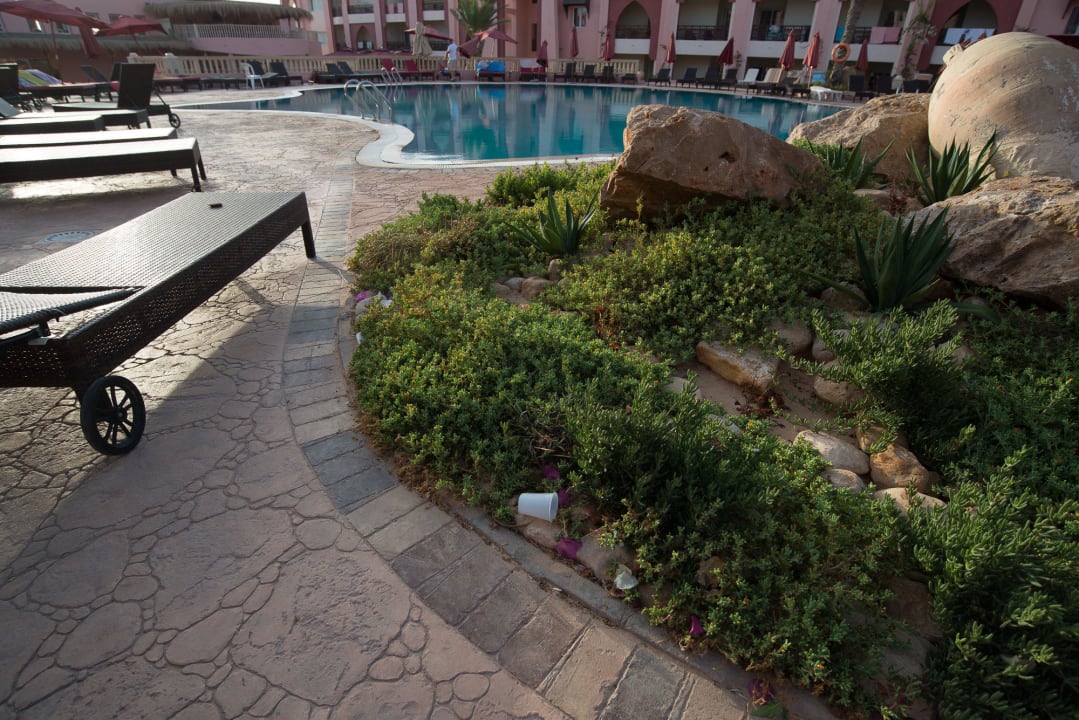 Dreck am Pool Lella Meriam Hotel & Club