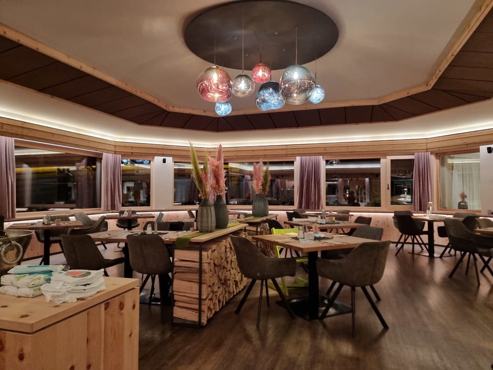 Gastro Mia Alpina . Zillertal Family Retreat