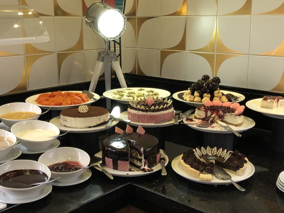 Gastro Xanadu Resort Hotel