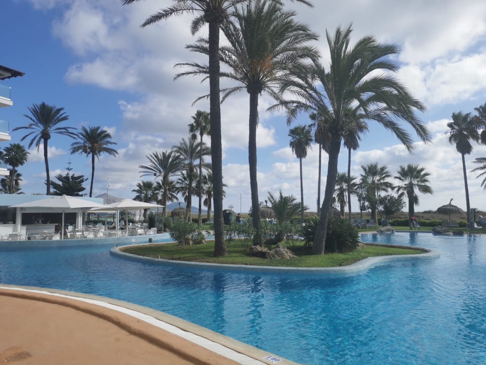 Pool Playa Esperanza Resort