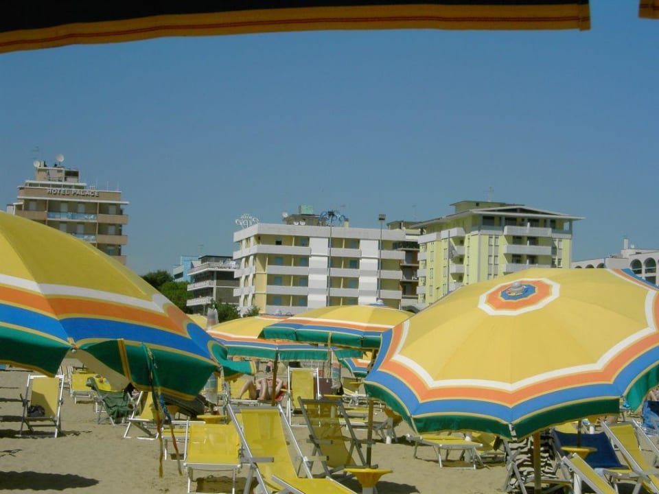 Hotel vom Strand aus Lido Bibione