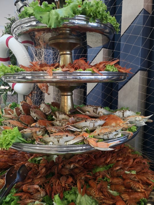 Gastro Saturn Palace Resort Hotel