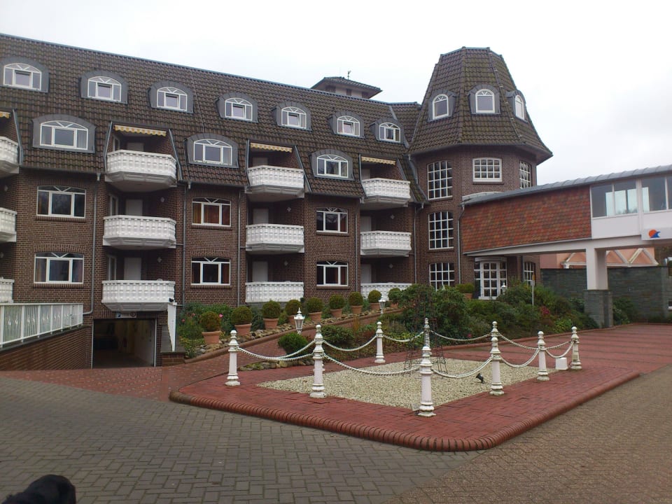 Vom Parkplatz aus Upstalsboom Varel-Dangast