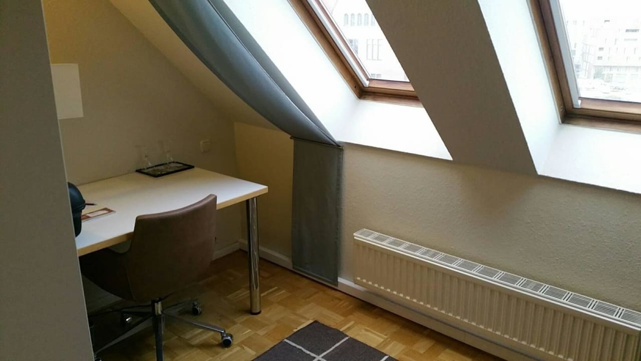 Zimmer 4. Stock Gästeresidenz PelikanViertel