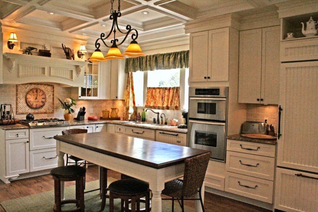 Room By The Bluff Bed & Breakfast