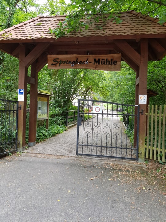 Außenansicht Hotel Springbach-Mühle
