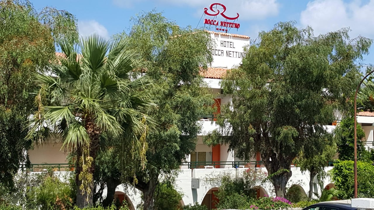 Von der Straße  Aldiana Club Rocca Nettuno Calabria