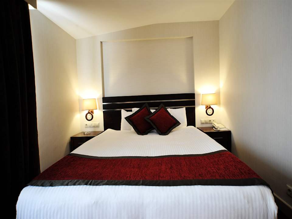 Zimmer Hotel Niza Park