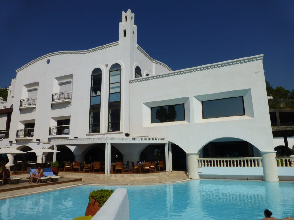 Blick auf den Hauptkomplex vom Pool Esperos Village Blue & Spa - Adults only