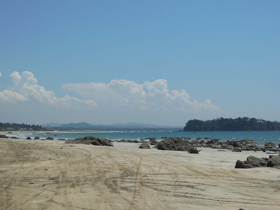 Strand Hotel Palm Beach Resort