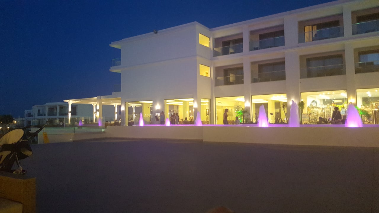 Lobby Asterias Beach Resort