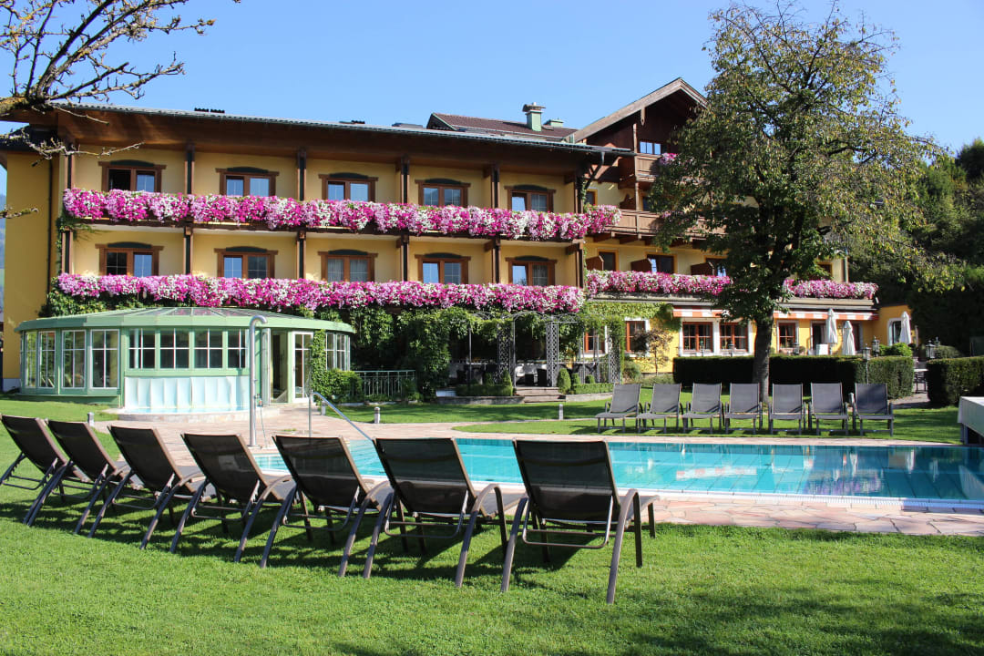 Hotel und Badmit warmes Wasser Hotel Ferienparadies Lerch