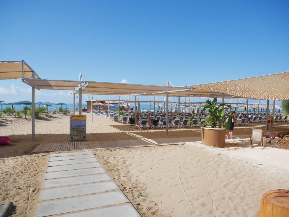 Strand Dream Water World