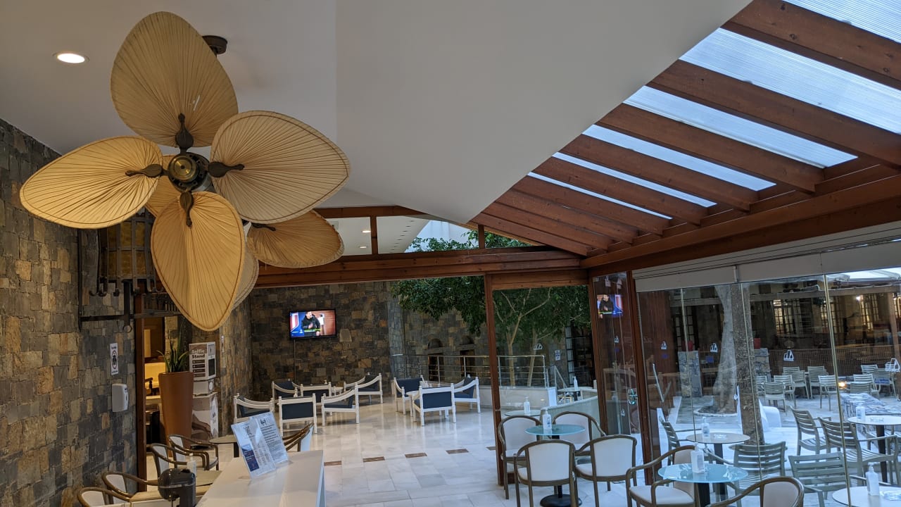 Lobby Apollonia Beach Resort & Spa