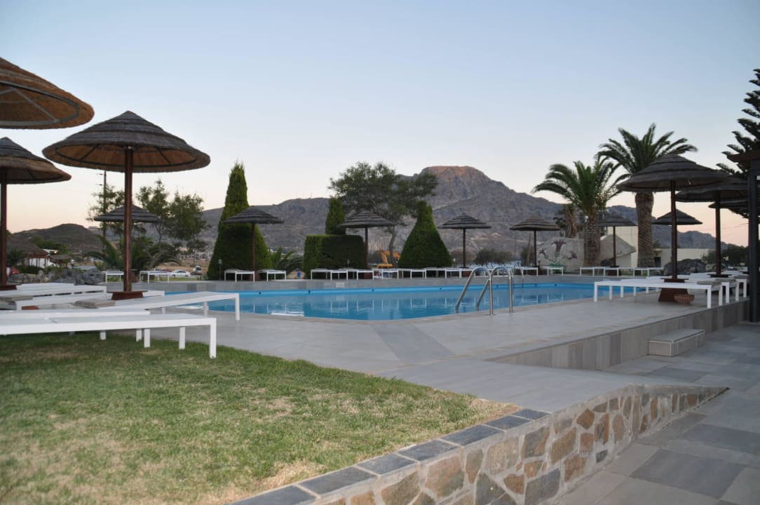 Pool Alianthos Garden Hotel