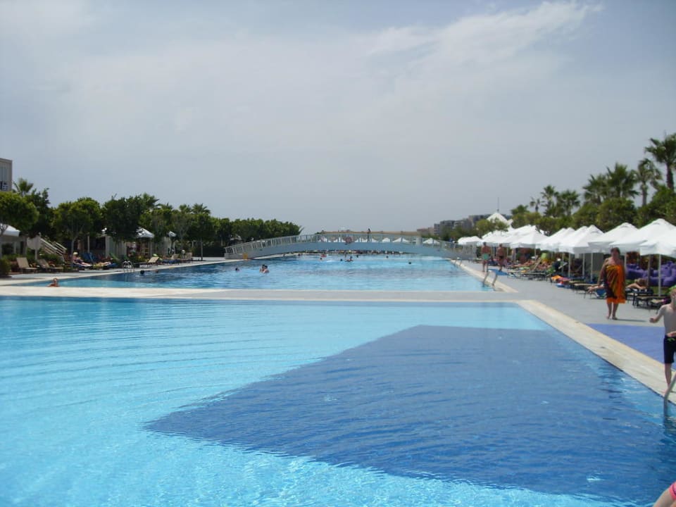 Hauptpool Susesi Luxury Resort