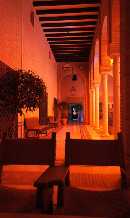 Patio Hotel Parador de Carmona