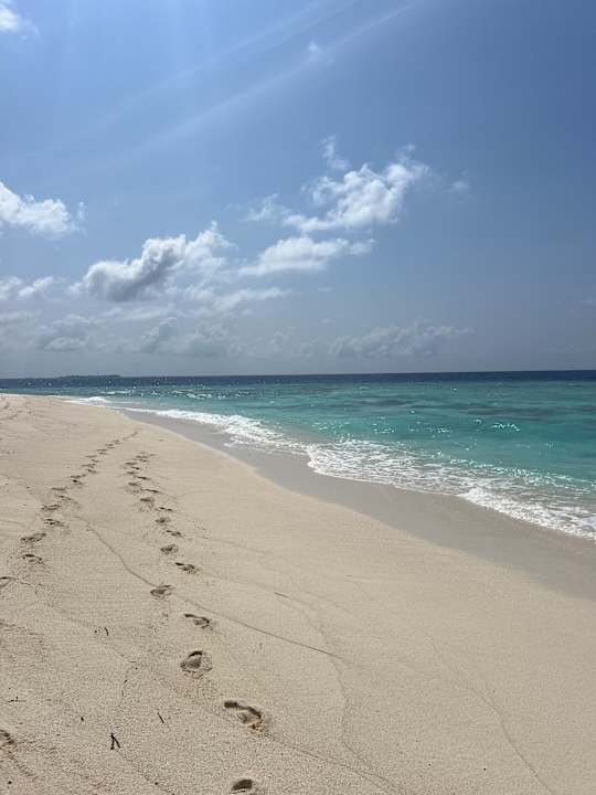 Außenansicht ROBINSON MALDIVES
