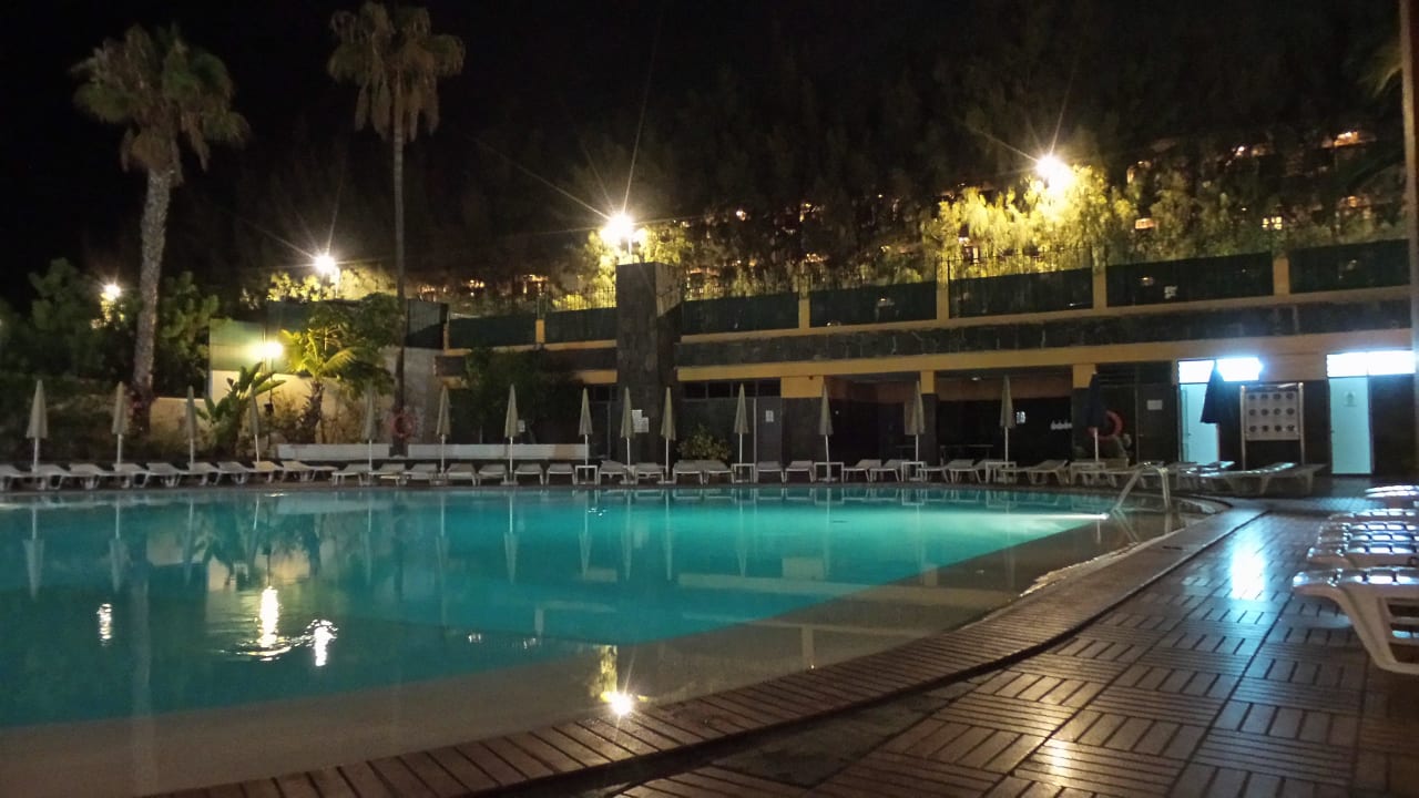 Abends allsun Hotel Lucana