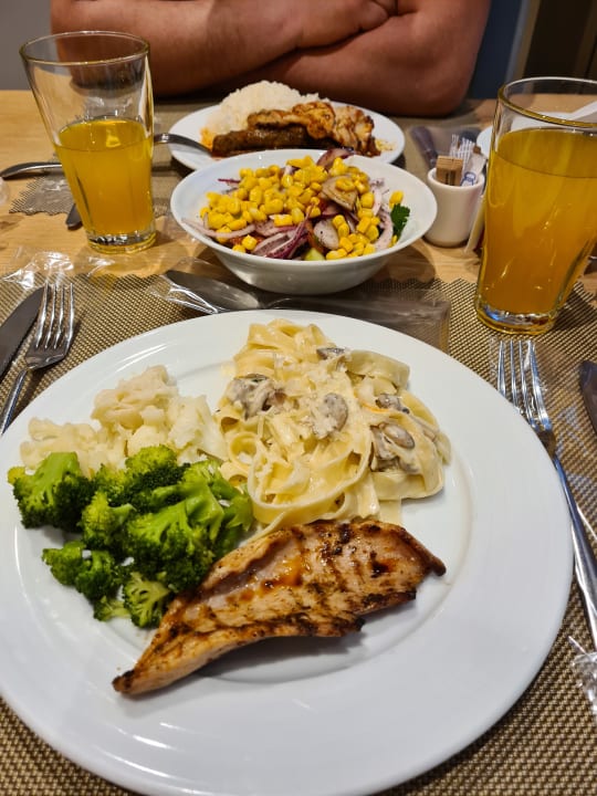 Gastro Acanthus Cennet Barut Collection