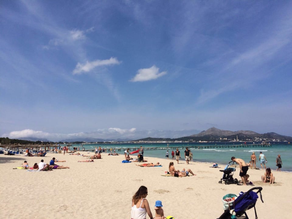 Schöner Sandstrand HSM Lago Park