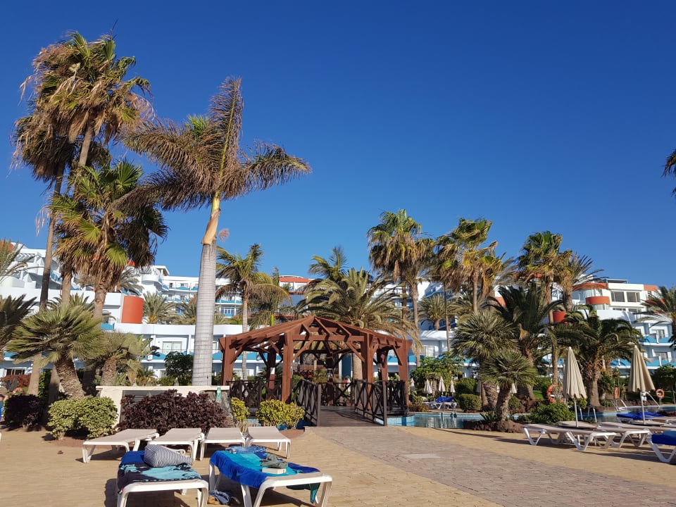 Pool R2 Pajara Beach