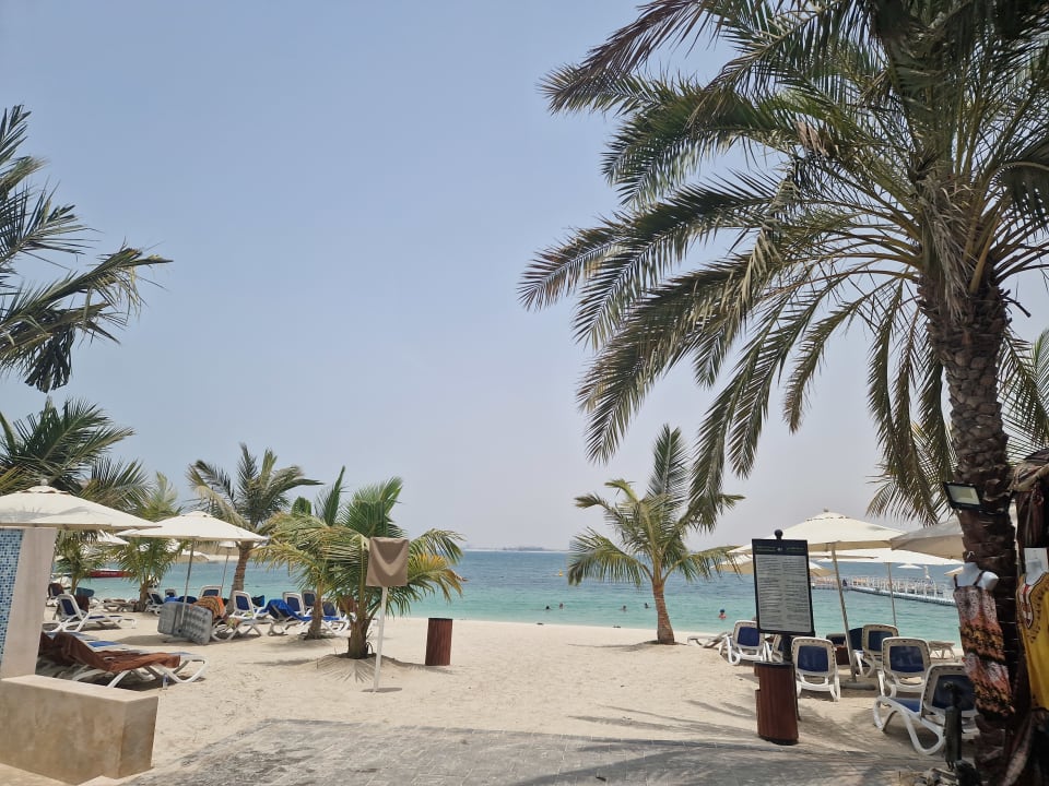 Strand DoubleTree by Hilton Resort & Spa Marjan Island