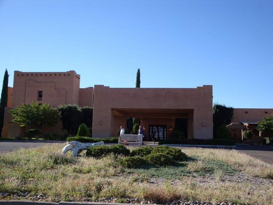 Haupteingang Courtyard Page at Lake Powell