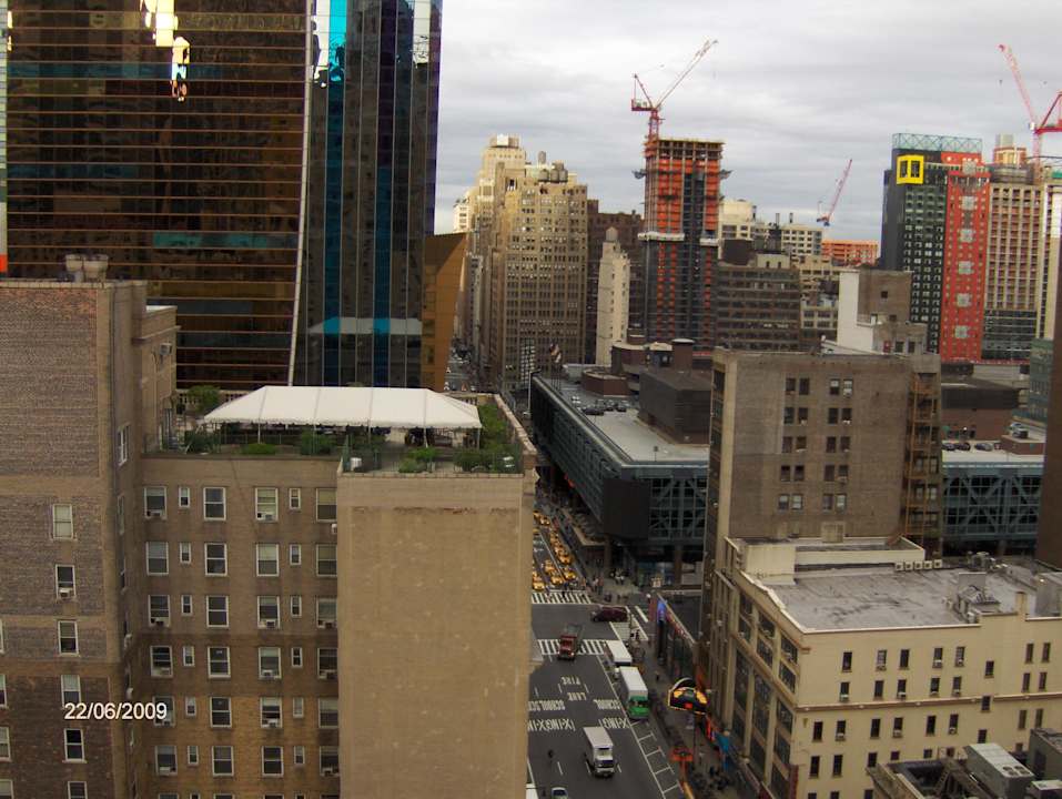 Von der 24 Etage The Row Hotel NYC