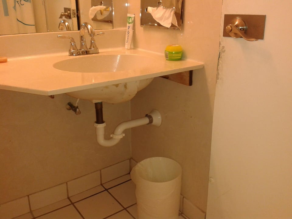 Das Bad ist fertig Postcard Inn Beach Resort & Marina @ Holiday Isle