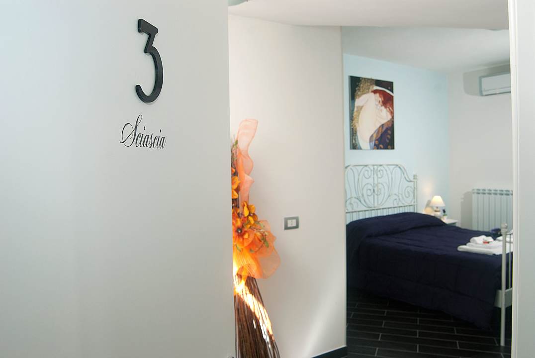 Camera matrimoniale Sciascia Casa Vacanza San Giovanni