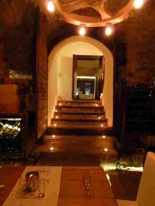 Weinkeller Hotel Ansitz Plantiz