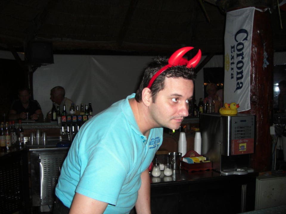 Luckas unser Barmann Royal & Imperial Belvedere Resort