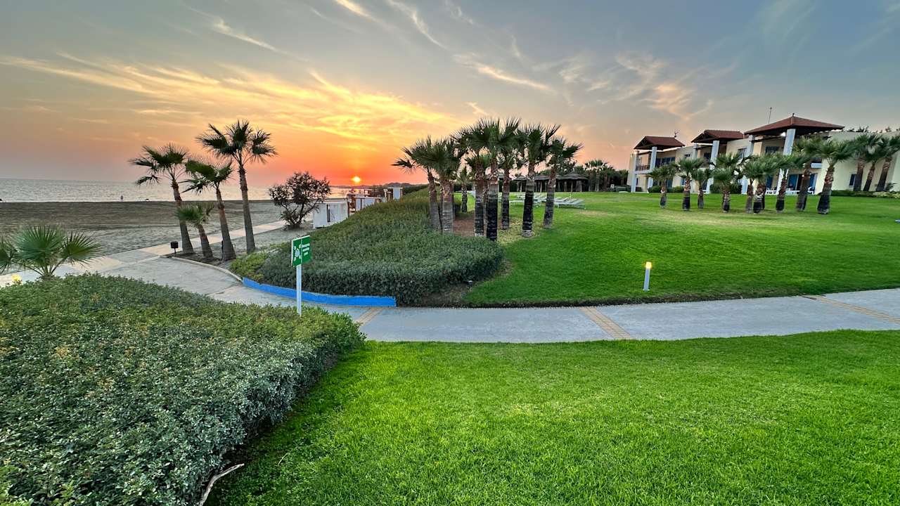 Strand ROBINSON CYPRUS