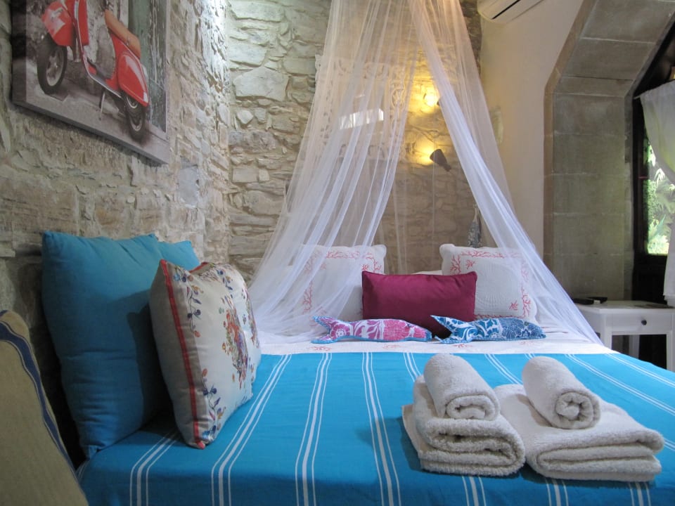 Zimmer Stratos ArtDeco House