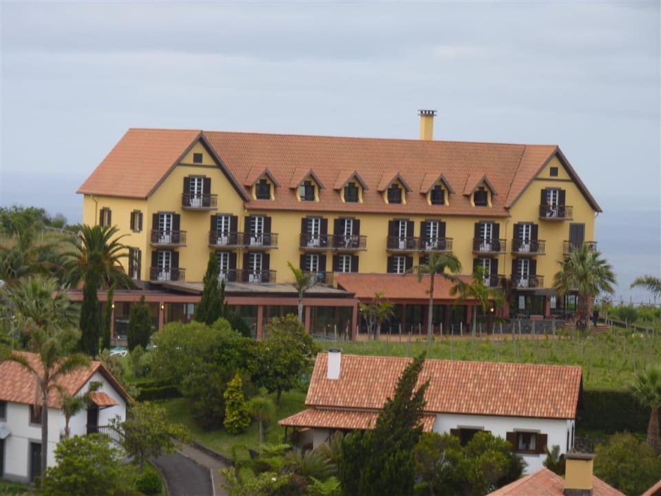 Hotelrückseite Hotel Quinta do Furao