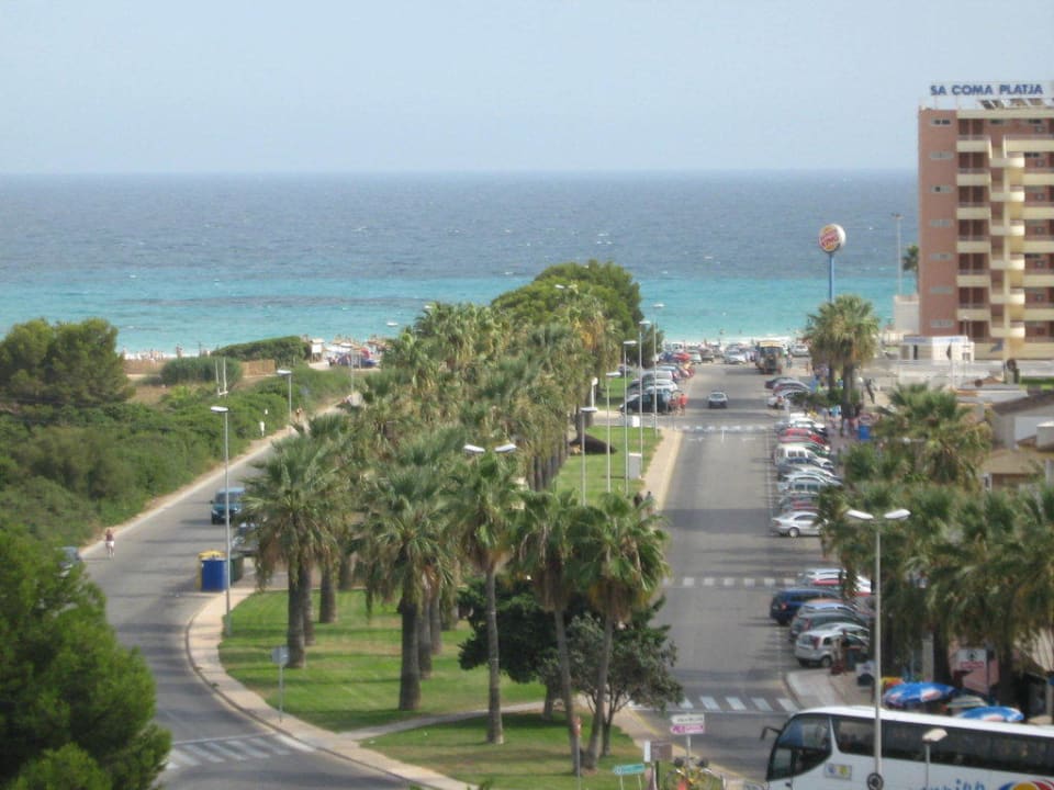 Ausblick vom Hotel zum Strand allsun App.-Hotel Orient Beach