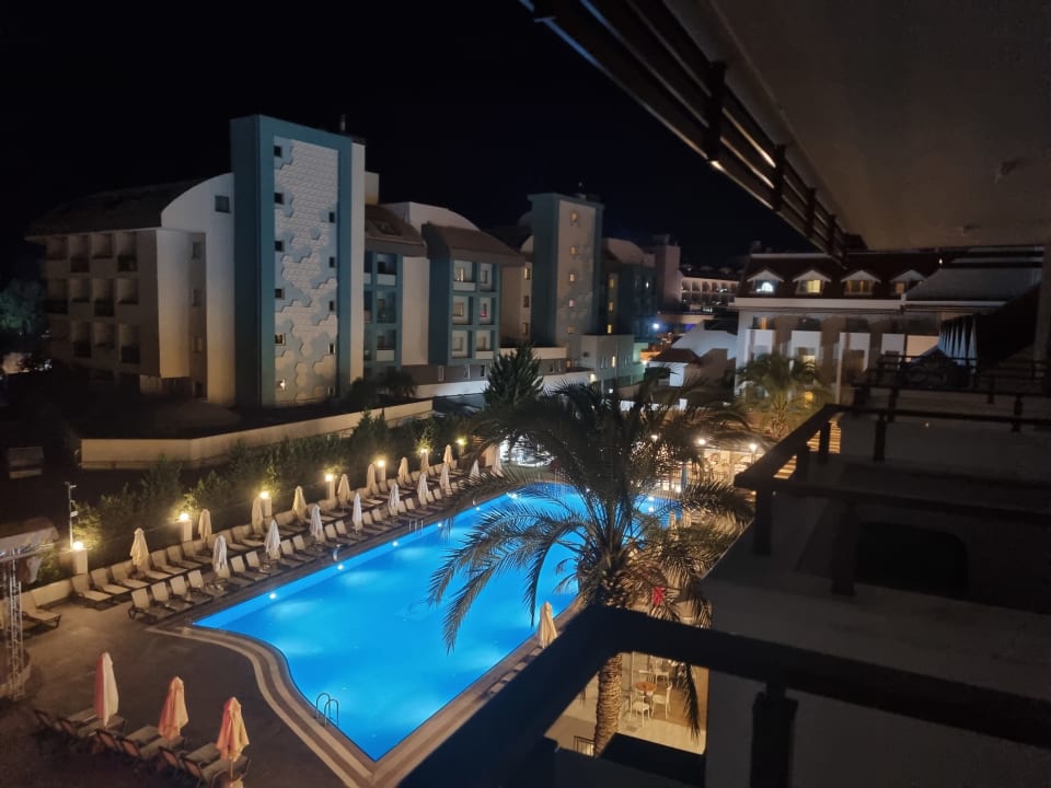 Ausblick Side Story Resort & Spa