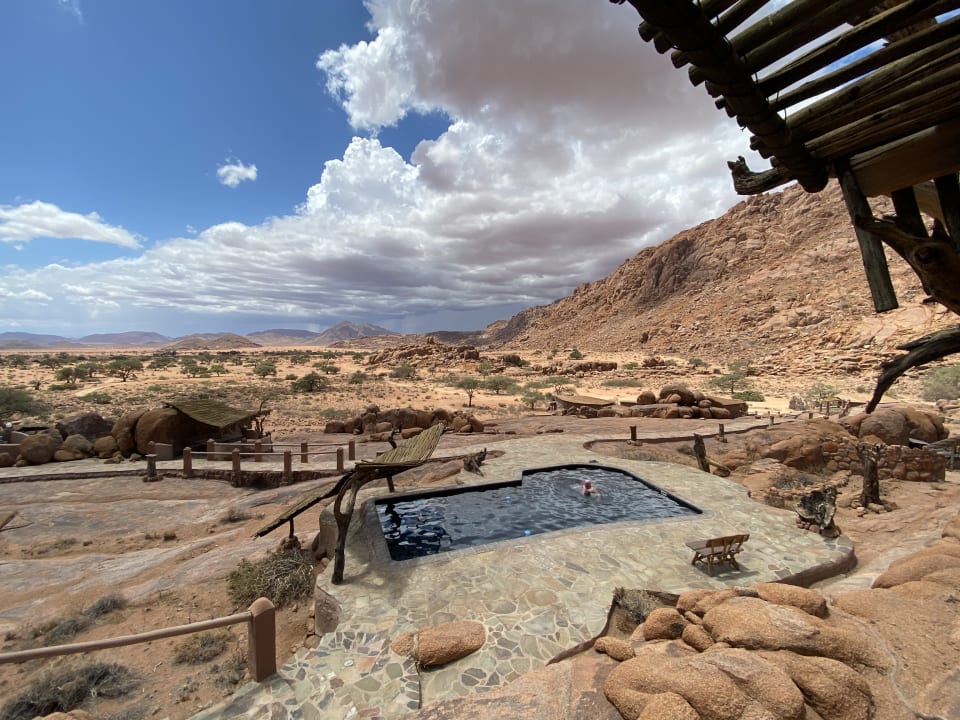 Pool Fest Inn Fels Farm-Lodge