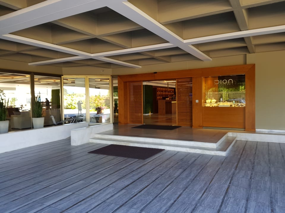 Außenansicht Kontokali Bay Resort & Spa