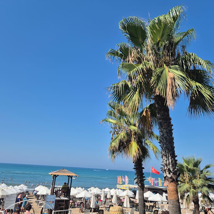 Strand Horus Paradise Luxury Resort & Club