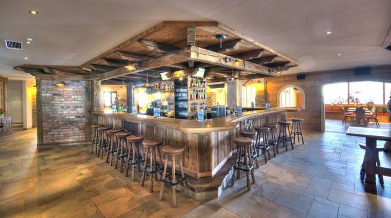 Tiroler Bar Alpenrose