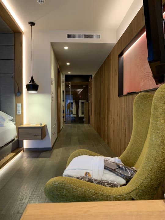 Zimmer Quellenhof Luxury Resort Passeier