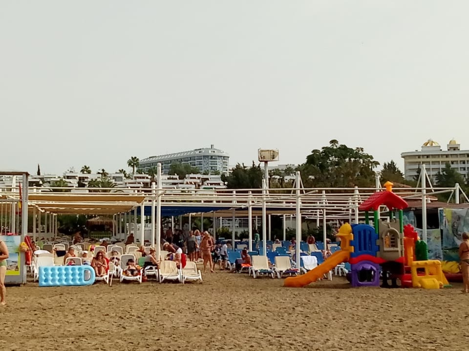 Strand Dream Family Club