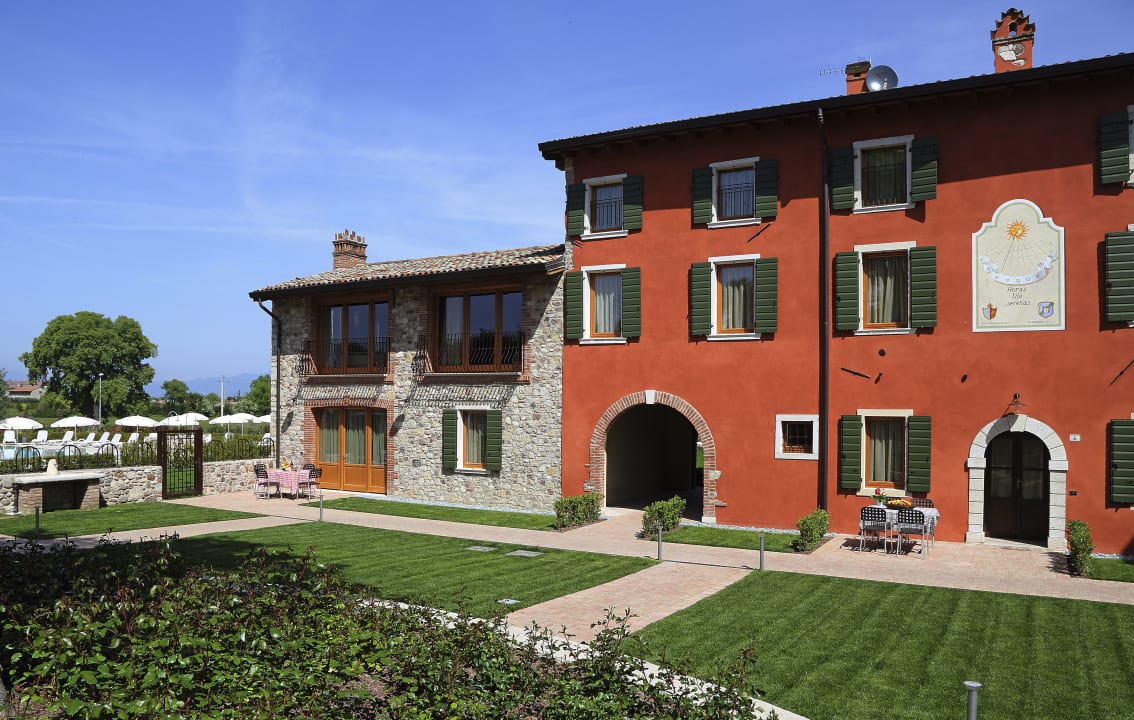 Außenansicht Residence Borgo Mondragon