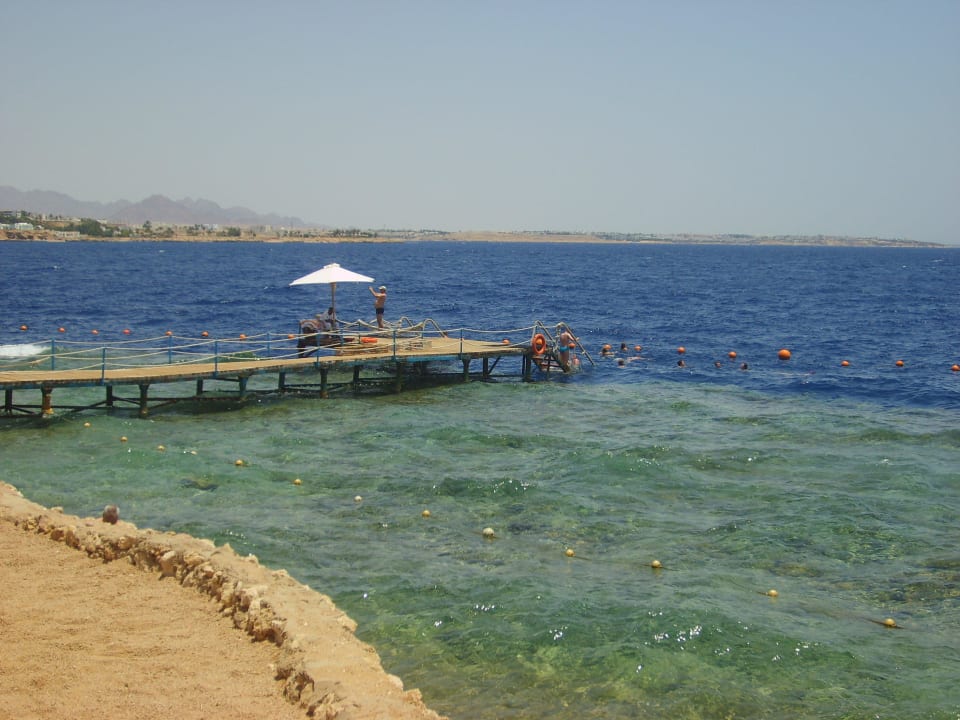 Plaża i molo Amphoras Blu