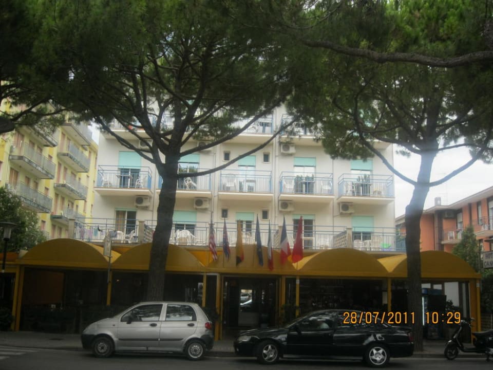 Außenansicht Hotel Canova