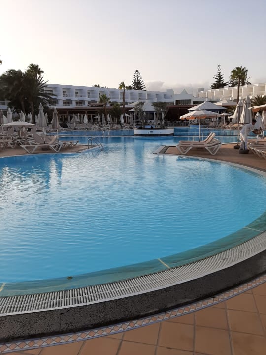 Pool Hotel Riu Paraiso Lanzarote
