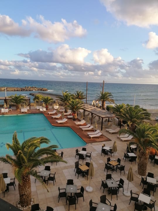 Pool Hotel Aphrodite Beach Club