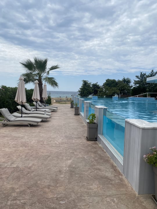 Strand Sandy Villas Resort